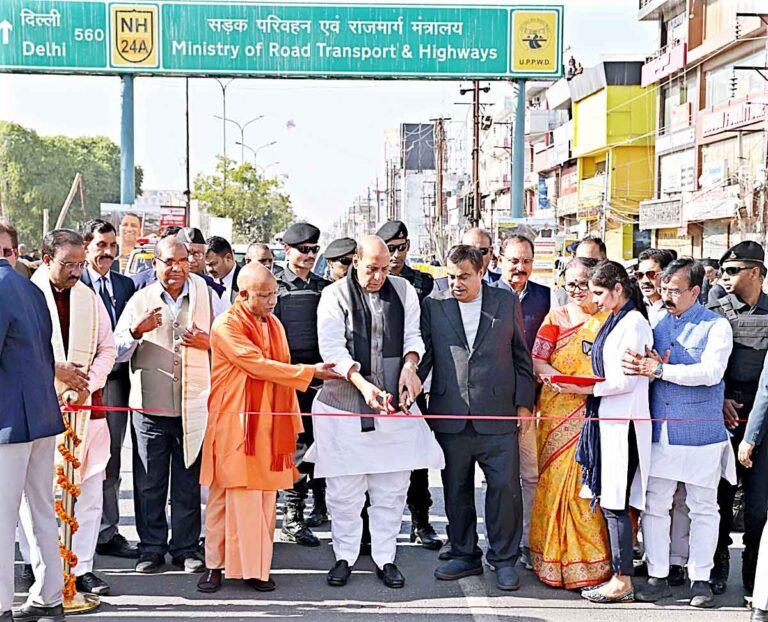 munshi pulia khurram nagar flyover inauguration rajnath nitin gadkari yogi sarwadhik news